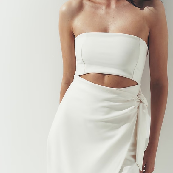 Strapless Cutout Tie Wrap Midi Sheath Dress - Picture 3 of 3